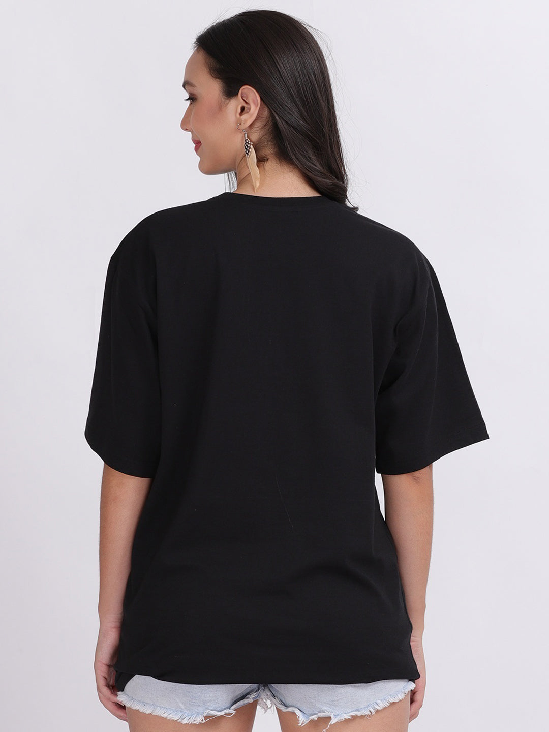 Women's Gojo Oversized Black Graphic Tee