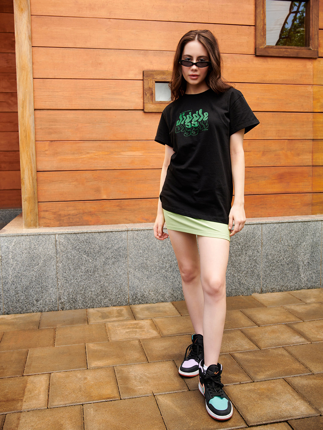 Women's jiggle Oversized Black Graphic Tee