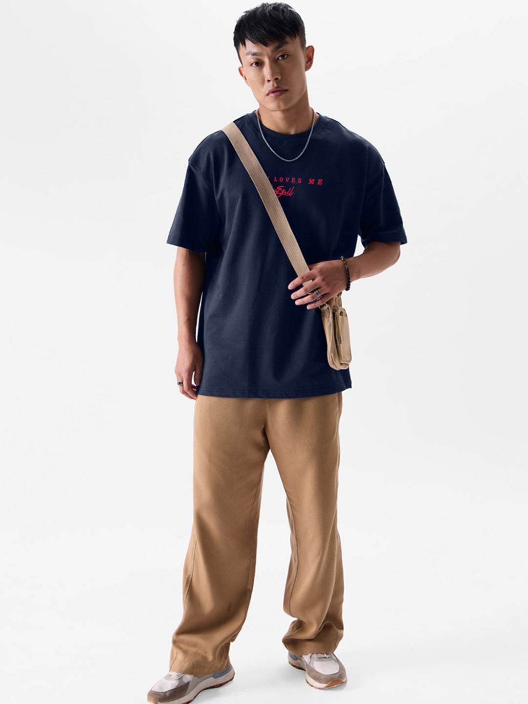Men's Money Loves Me Oversized Graphic Tee